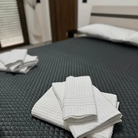 Fiore Di Pietra 3 아파트